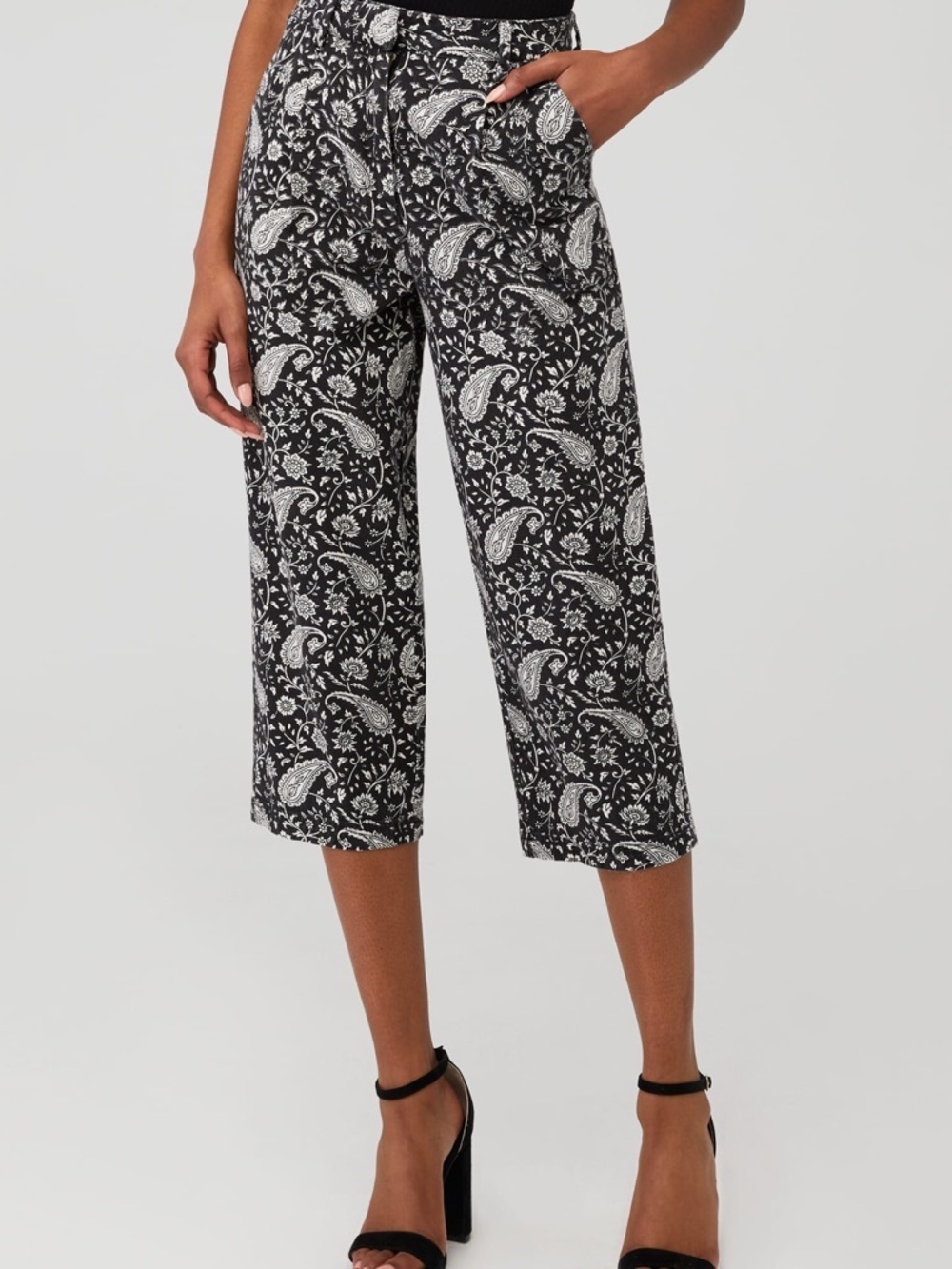Cleobello Dana Trouser Black & White Paisley Cropped Pants Small 25218